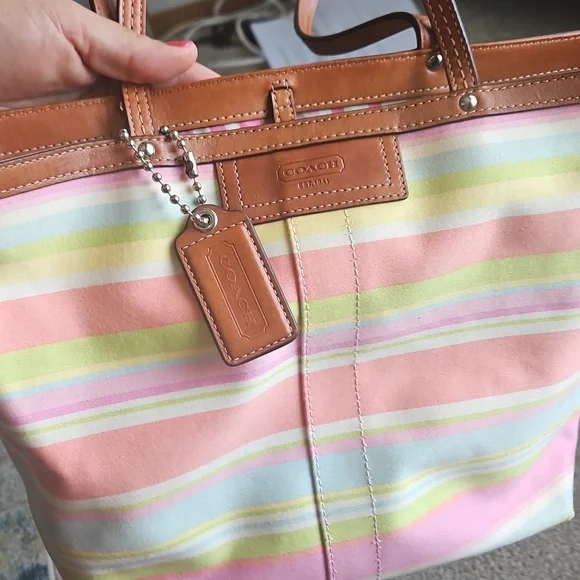 Coach• Hampton Pastel Reverseable Tote with British Tan Leather - Picture 11 of 13